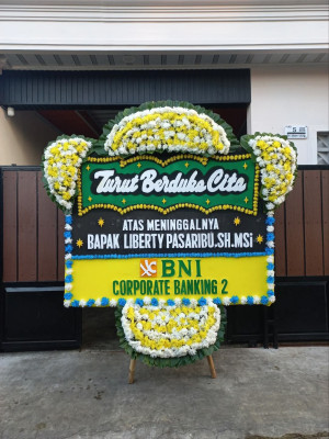 Papan Bunga Duka di Mesjid Raya