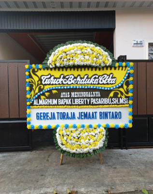 Papan Bunga Duka di Mesjid Raya